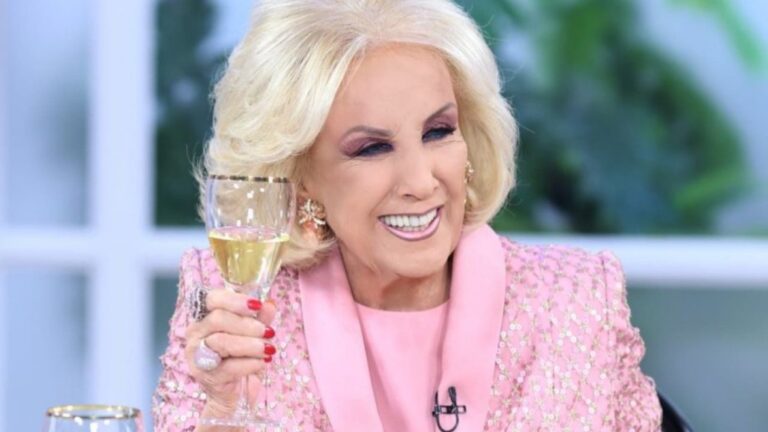 La salud de Mirtha Legrand: evoluciona favorablemente y fue trasladada a una habitación común